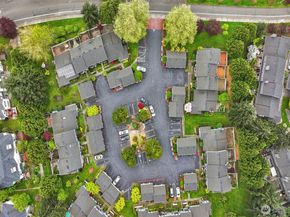 23909 56th Court S F3, Kent WA 98032