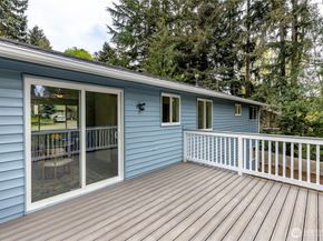 9439 11th Avenue SW, Seattle WA 98106