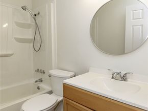 9439 11th Avenue SW, Seattle WA 98106