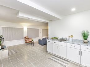 9439 11th Avenue SW, Seattle WA 98106