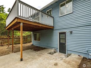 9439 11th Avenue SW, Seattle WA 98106