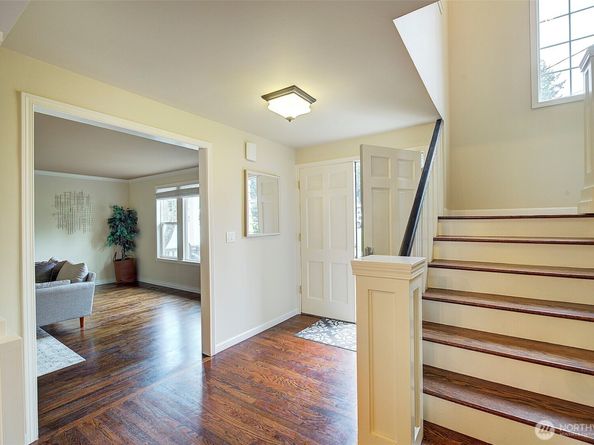 225 131st Avenue NE, Bellevue WA 98005