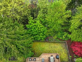225 131st Avenue NE, Bellevue WA 98005