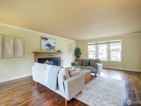 225 131st Avenue NE, Bellevue WA 98005