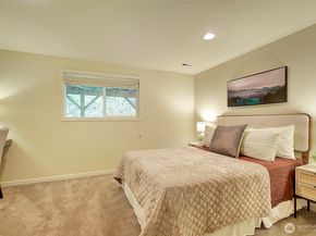 225 131st Avenue NE, Bellevue WA 98005