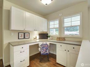 225 131st Avenue NE, Bellevue WA 98005
