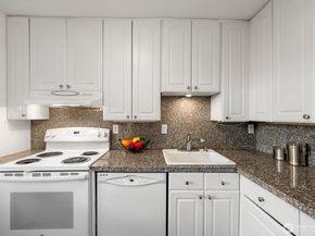 912 3rd Avenue W 101, Seattle WA 98119