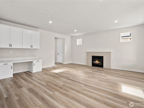 3982 Flat Top Drive, Bremerton WA 98312