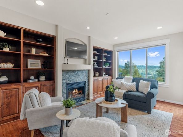 15186 132nd Avenue NE, Woodinville WA 98072