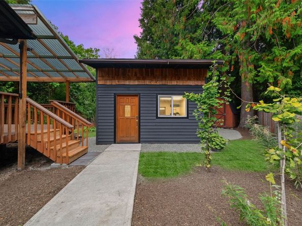 14415 105th Avenue NE, Kirkland WA 98034
