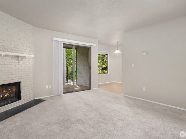 12021 100th Avenue NE C3, Kirkland WA 98034