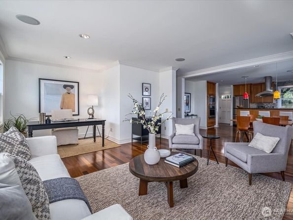 518 Prospect Street, Seattle WA 98109