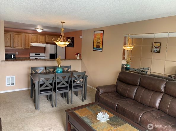 31003 14th Avenue S C12, Federal Way WA 98003