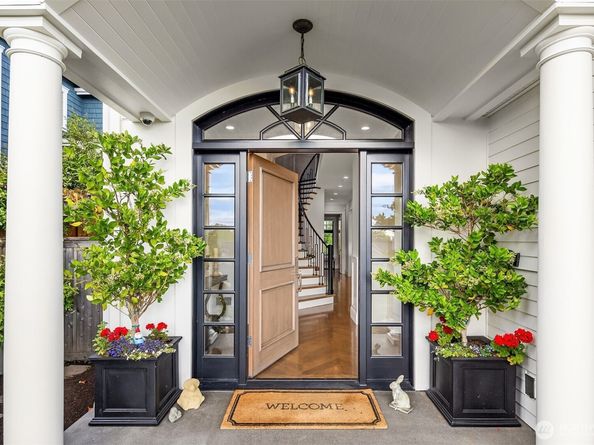 908 1st Street, Kirkland WA 98033