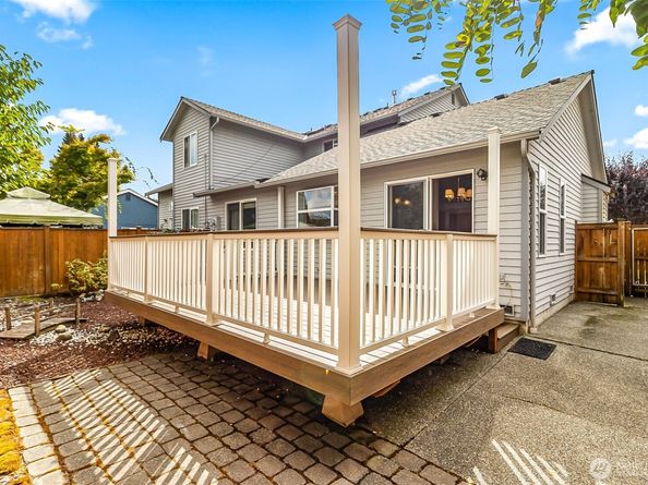9520 2nd Street SE 11, Lake Stevens WA 98258