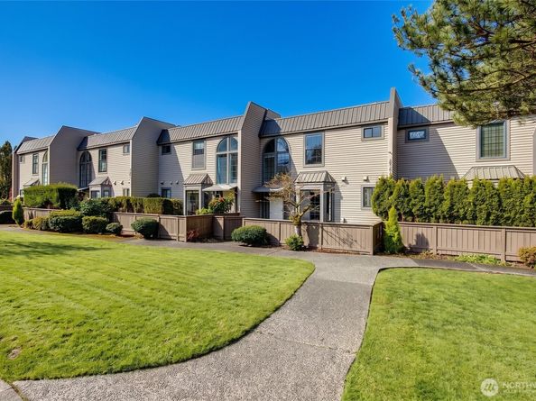 6527 106th Avenue NE 10, Kirkland WA 98033