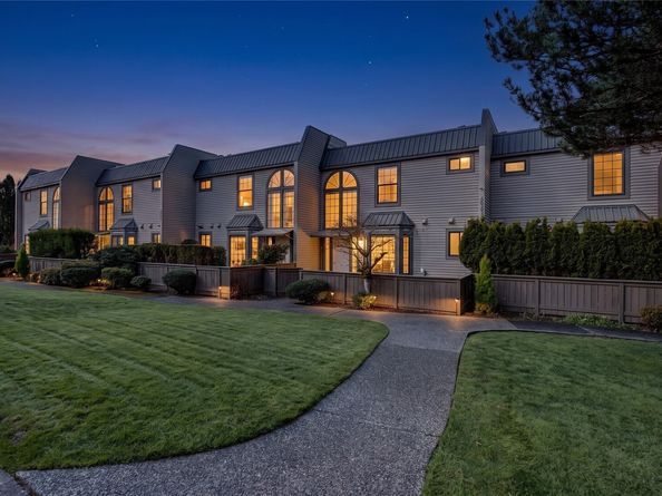 6527 106th Avenue NE 10, Kirkland WA 98033