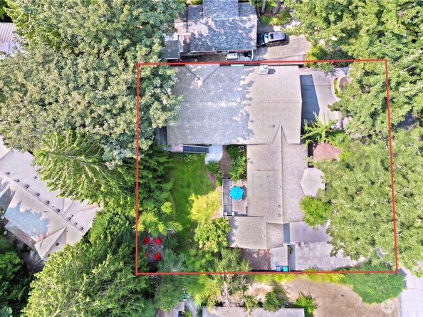 11633 NE 92nd Street, Kirkland WA 98033