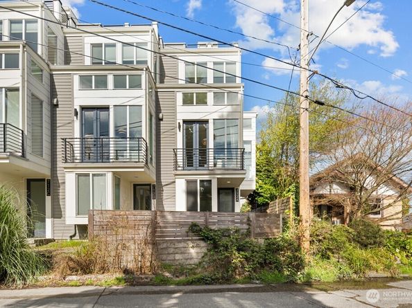 712 W Bertona Street a, Seattle WA 98119