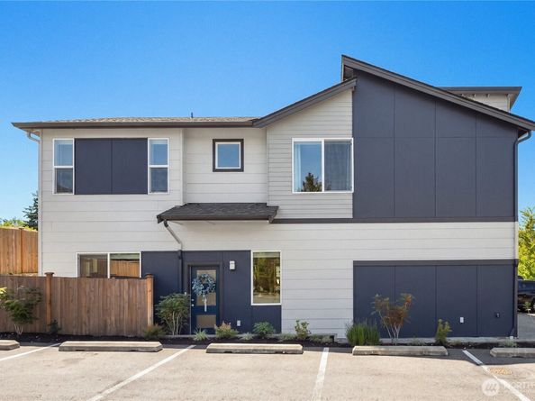 4902 Courtyard Lane B1, Mukilteo WA 98275
