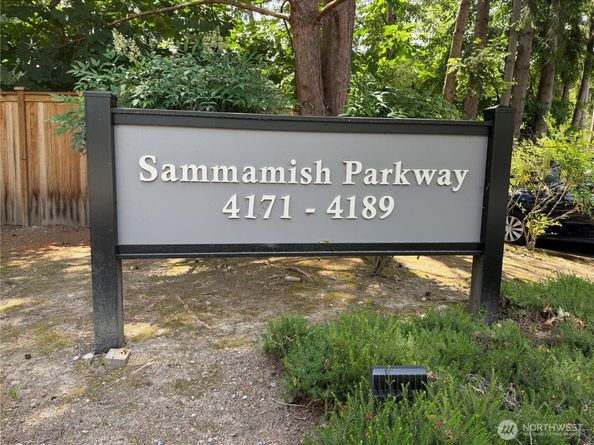 4189 W Lake Sammamish Parkway SE B309, Bellevue WA 98008