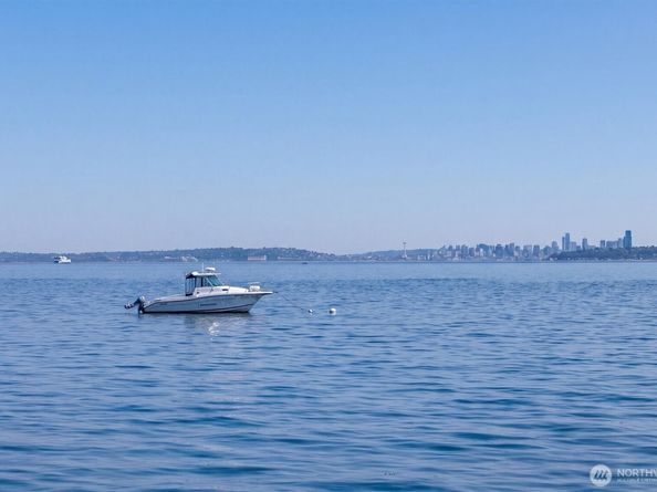 1239 Colchester Drive E, Port Orchard WA 98366