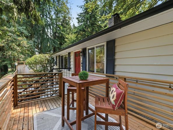 549 NW 205th Street, Shoreline WA 98177
