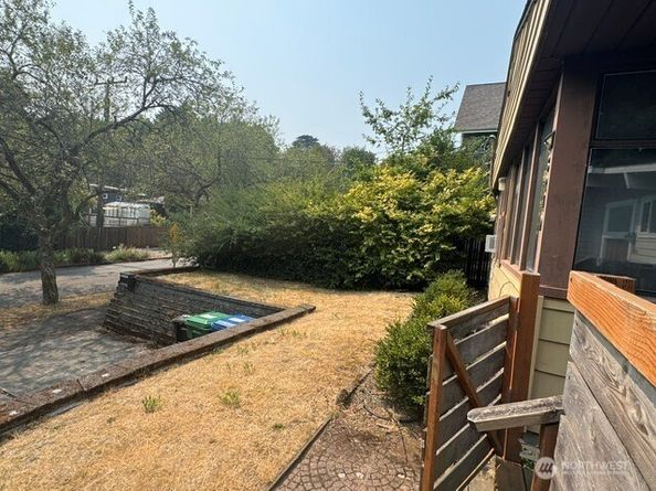 3210 S Washington Street, Seattle WA 98144