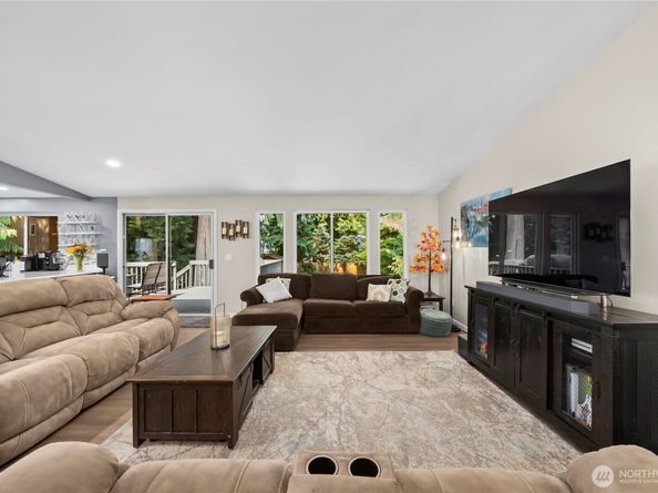 26704 NE Comegys Street, Duvall WA 98019