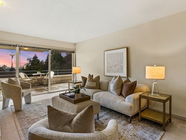 1231 5th Avenue N 202, Seattle WA 98109