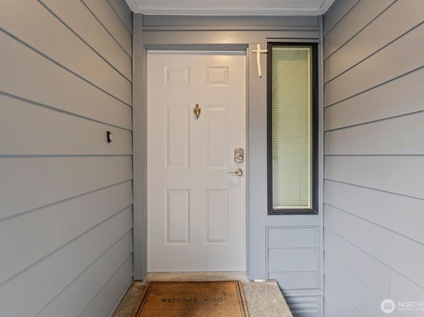7730 196th Street SW 10, Edmonds WA 98026