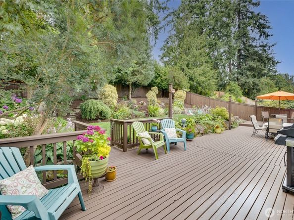 10632 157th Avenue NE, Redmond WA 98052