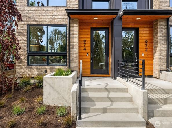 952 NW 54th Street, Seattle WA 98107
