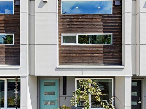 4300 SW Willow Street E, Seattle WA 98136