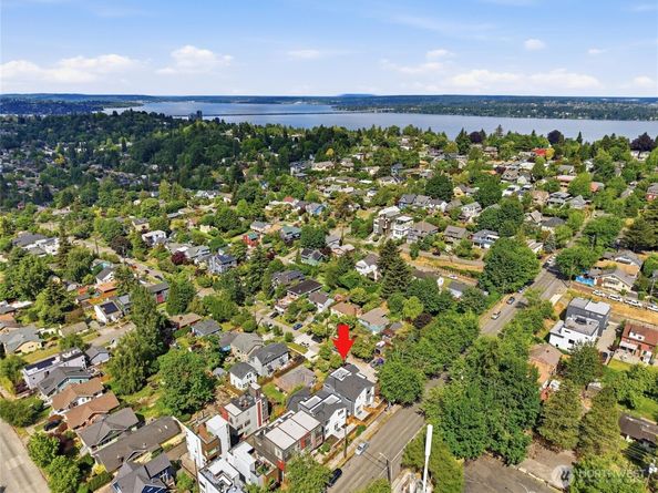 1401 29th Avenue, Seattle WA 98122