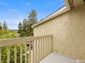 9494 Redmond-Woodinville Road NE B307, Redmond WA 98052