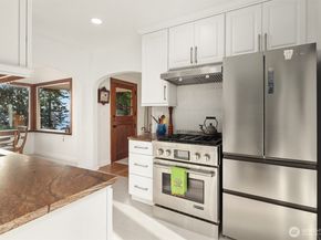 9326 California Avenue SW, Seattle WA 98136