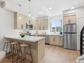 105 NW 39 th Street E, Seattle WA 98107