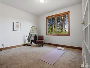 8283 NE 360th Street, Kingston WA 98346