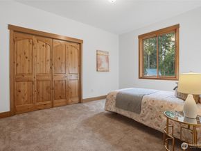 8283 NE 360th Street, Kingston WA 98346