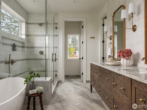 5111 107th Lane NE, Kirkland WA 98033