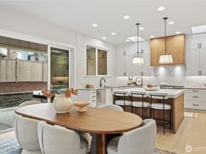 1606 146th Avenue SE, Bellevue WA 98007
