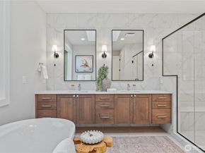 1606 146th Avenue SE, Bellevue WA 98007