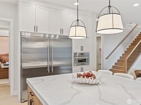 1606 146th Avenue SE, Bellevue WA 98007