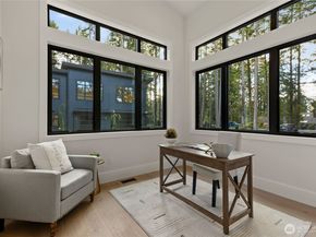 13982 Manzanita Road NE, Bainbridge Island WA 98110
