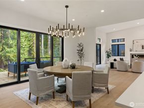 13982 Manzanita Road NE, Bainbridge Island WA 98110