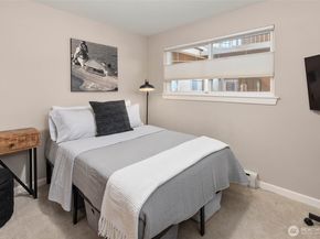 65 Kirkland Avenue 101, Kirkland WA 98033