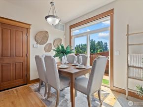 822 235th Place SE, Bothell WA 98021