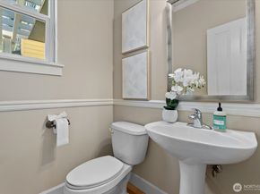 822 235th Place SE, Bothell WA 98021