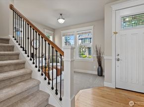 822 235th Place SE, Bothell WA 98021
